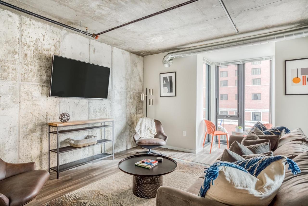 Mint House Minneapolis - Downtown West Экстерьер фото