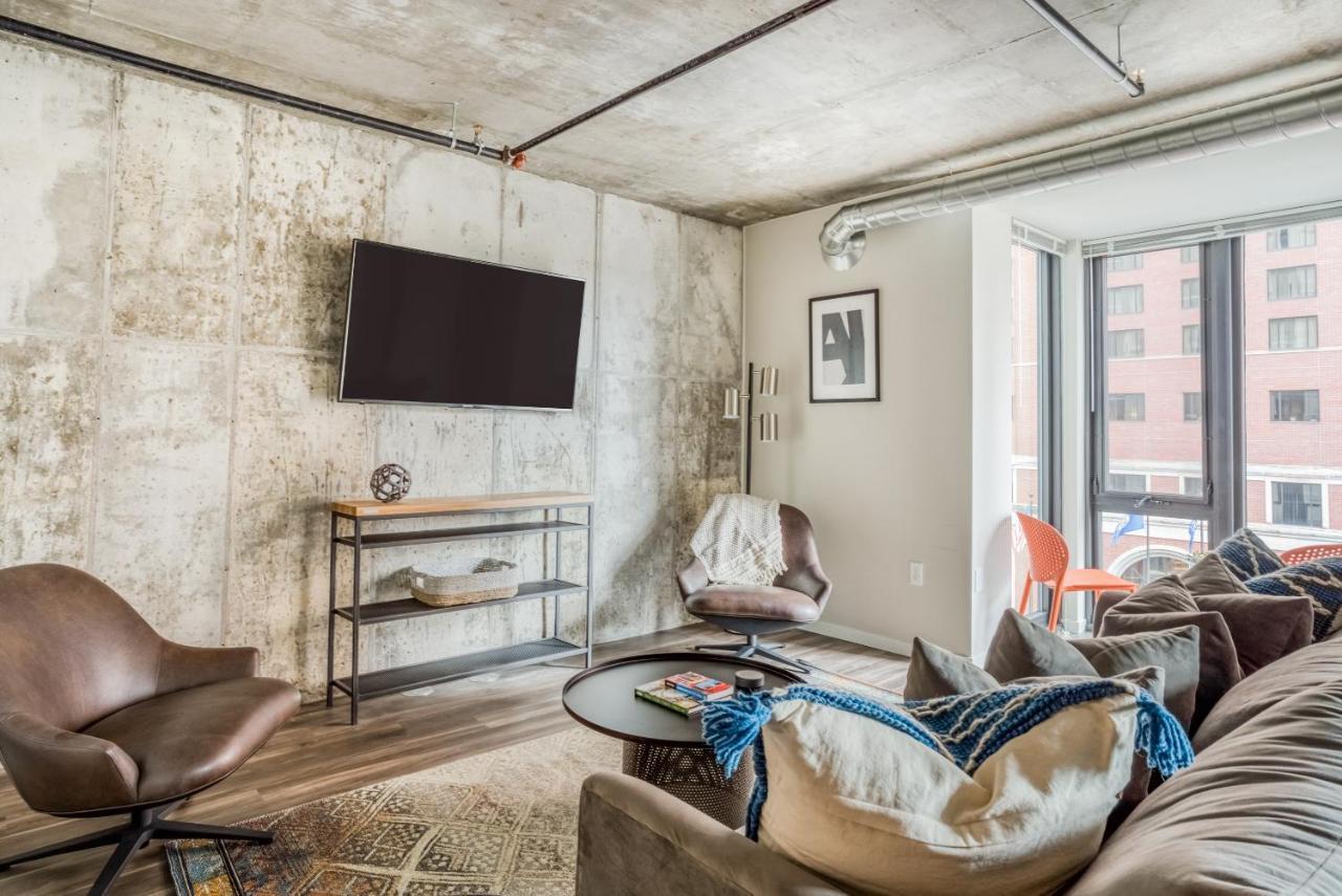 Mint House Minneapolis - Downtown West Экстерьер фото
