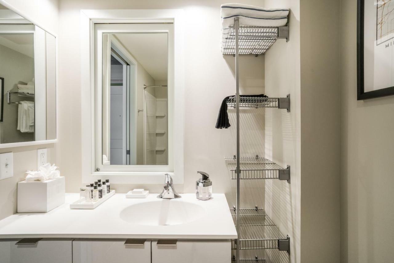 Mint House Minneapolis - Downtown West Экстерьер фото