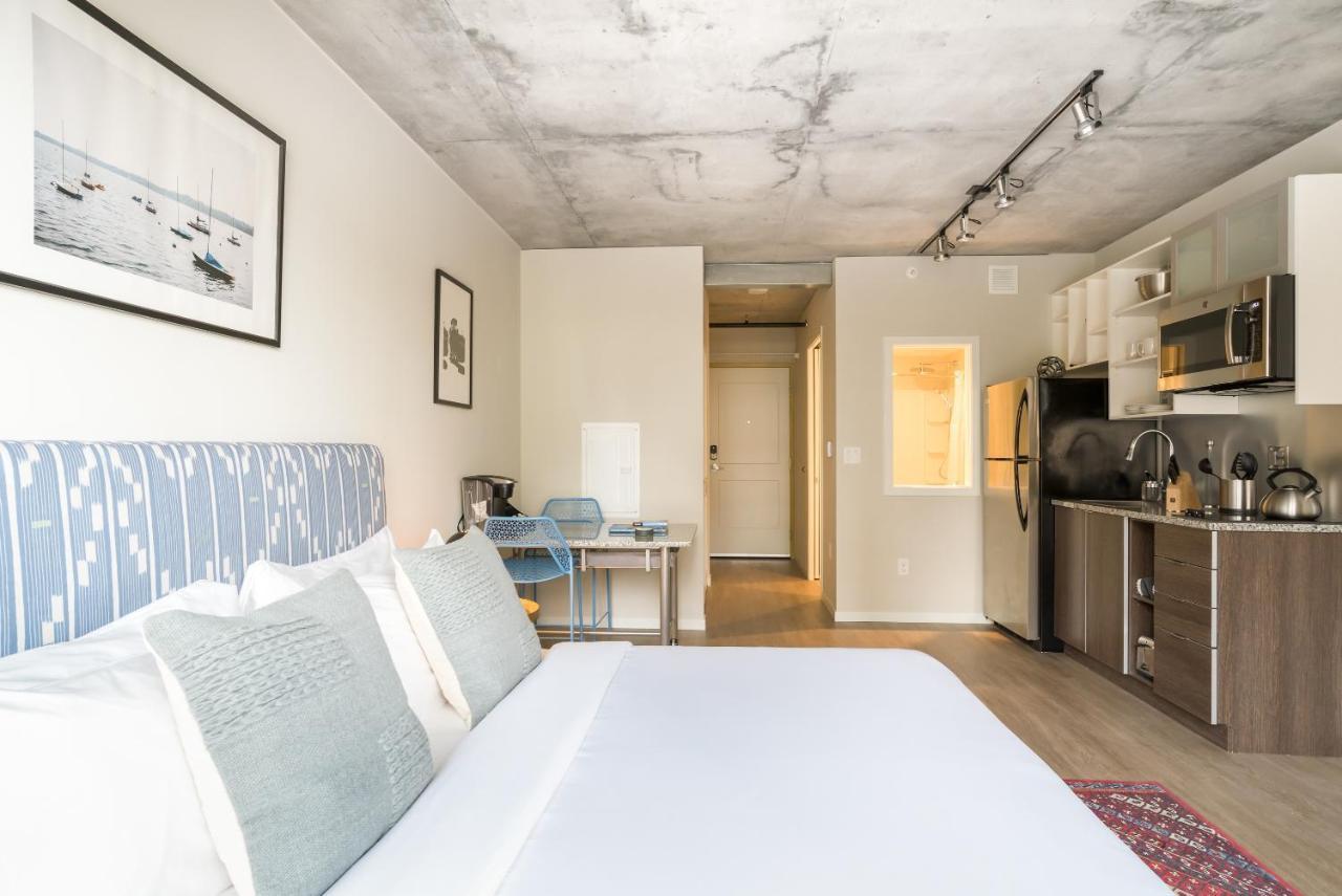 Mint House Minneapolis - Downtown West Экстерьер фото